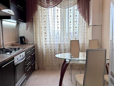 квартира по адресу Калиновая ул., 81