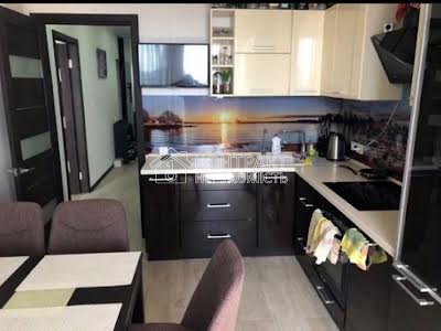 квартира за адресою Перемоги, 65Г