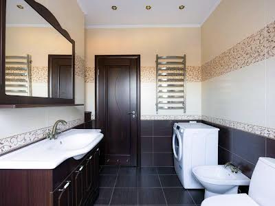 квартира за адресою Кучера, 4