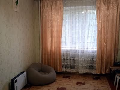 квартира за адресою Крошенська вул., 40
