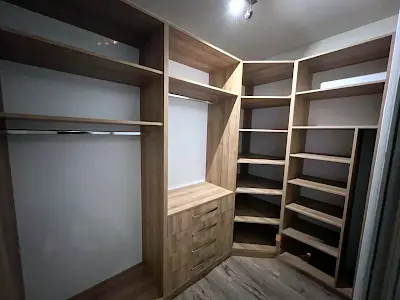 дом по адресу Андрея Шептицкого ул.