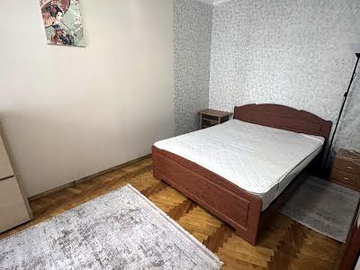 квартира за адресою Пантелеймона Куліша вул., 22