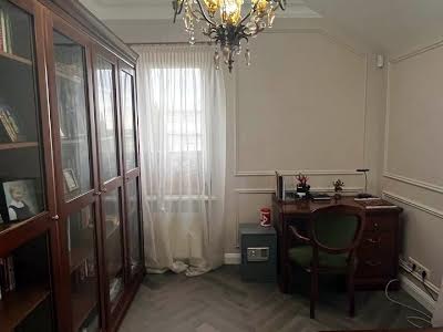 будинок за адресою Центральна
