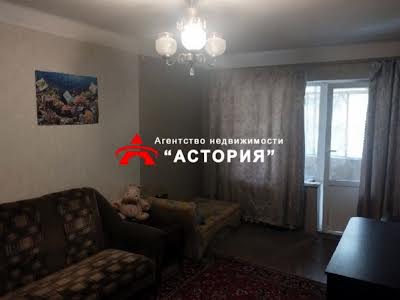 квартира по адресу Школьная ул. (Героев Сталинграда), 10