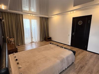 квартира за адресою проспект Миру, 21