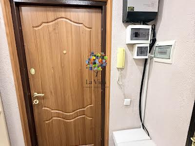квартира за адресою Озерна вул., 26