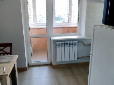 квартира по адресу Чернобыльская ул., 10