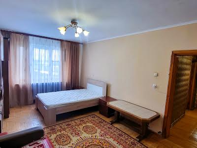 квартира за адресою Бориса Гмирі вул., 13