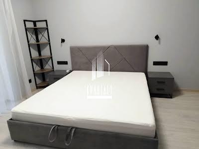 квартира за адресою Олеся Бердника, 1В