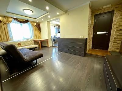 квартира за адресою Набережна Перемоги вул., 106