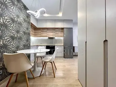 квартира за адресою Салютна вул., 2