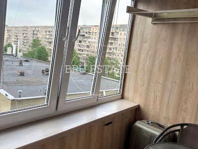квартира по адресу Павла Тычины просп., 13