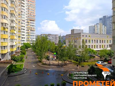 квартира за адресою Драгоманова вул., 6/1