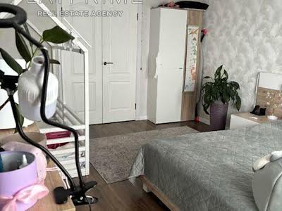 квартира по адресу Ревуцкого ул., 29-А