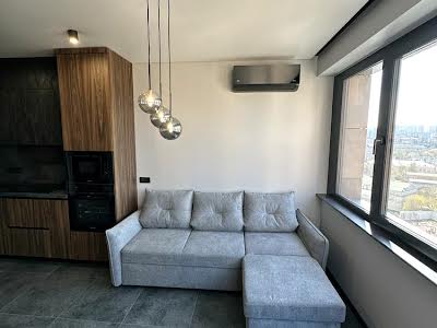 квартира за адресою Золотоустівська вул., 25