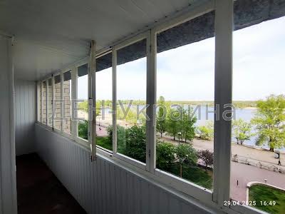 квартира за адресою Володимира Івасюка просп. (Героїв Сталінграду), 20а