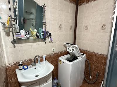 квартира за адресою Милославська вул., 47а
