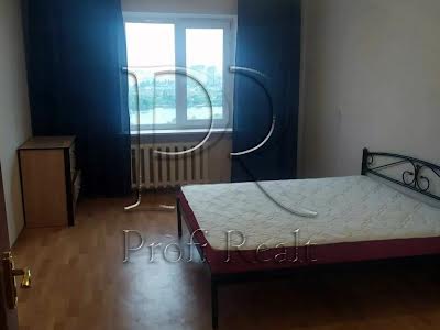 квартира за адресою Олени Пчілки вул., 4