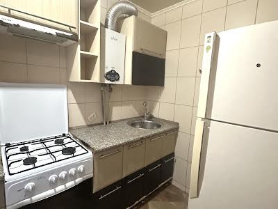 квартира за адресою Ракетна вул., 36