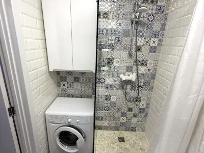 квартира за адресою Салютна вул., 3