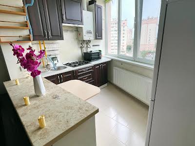 квартира по адресу Боголюбова ул., 1