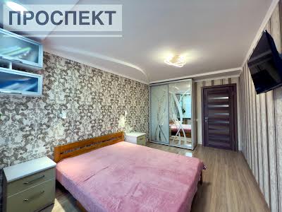 квартира за адресою Михайла Лушпи просп., 5 к25