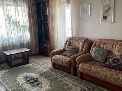 квартира по адресу Листопадная ул., 10