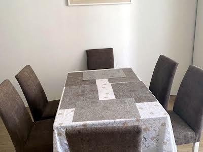 квартира за адресою Каховська вул., 27