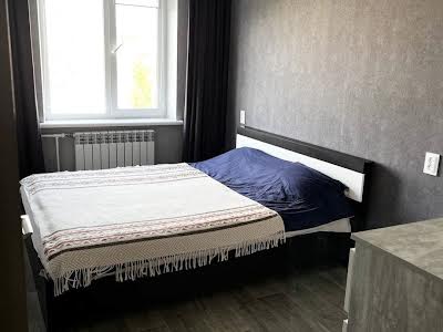 квартира за адресою Юрія Кондратюка вул. (Комунарівська), 1