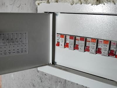 квартира за адресою Озерна вул., 27А