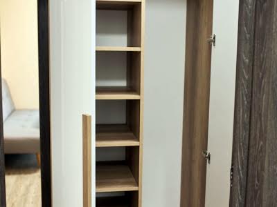 квартира по адресу Ревуцкого ул., 40-Г