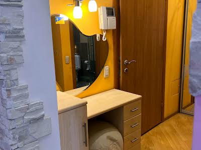 квартира за адресою Феодосійський пров., 14
