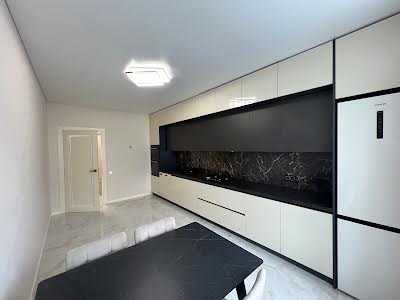 квартира по адресу Червоної Калини ул., 2