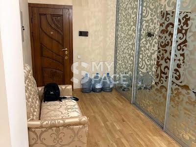 квартира за адресою Звіринецька вул., 59