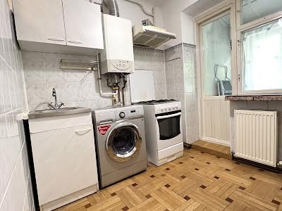 квартира по адресу Василиянок ул., 66а