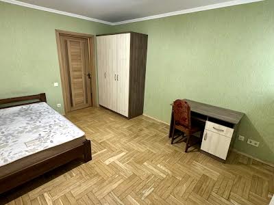 квартира за адресою Кутова вул., 5а
