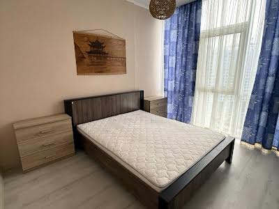 квартира за адресою Перлинна вул., 3