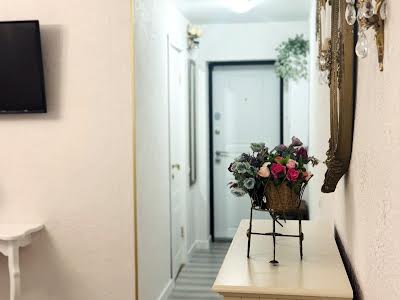 квартира за адресою Звіринецька вул., 65