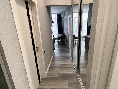 квартира за адресою Генуезька вул., 3а