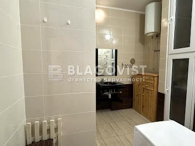 квартира за адресою Старонаводницька вул., 6-Б