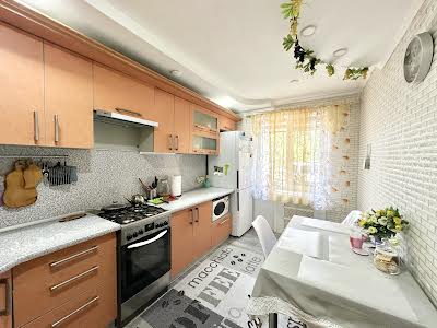 квартира по адресу Портовая ул., 4