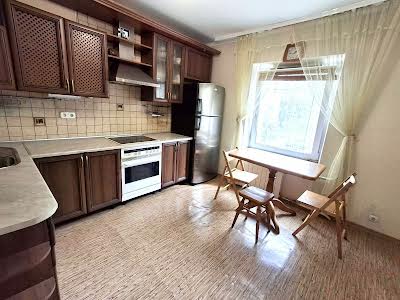 квартира за адресою Мілютенка вул., 17В