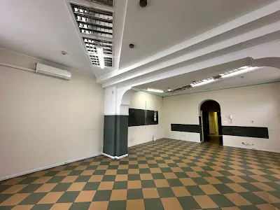 комерційна за адресою Галицька вул., 60