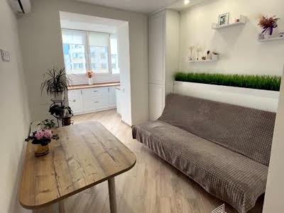 квартира за адресою Боголюбова вул., 33