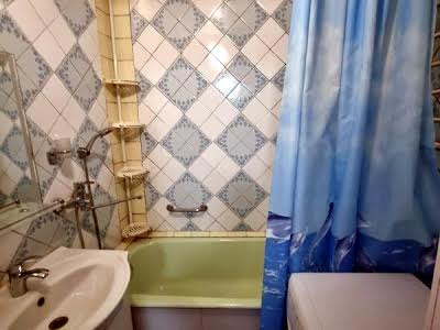 квартира за адресою Одеса, Віталія Гуляєва вул., 15а