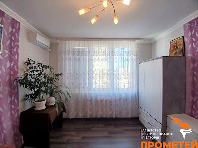 квартира за адресою Анни Ахматової вул., 34