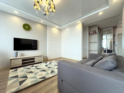 квартира за адресою Ованеса Туманяна вул., 3