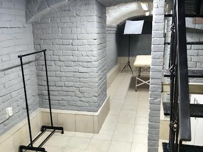коммерческая по адресу Госпитальная ул., 26