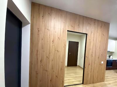 квартира за адресою Михайла Бойчука вул. (Кіквідзе), 41б