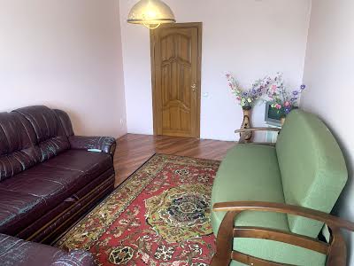 квартира за адресою Федора Ернста вул., 12